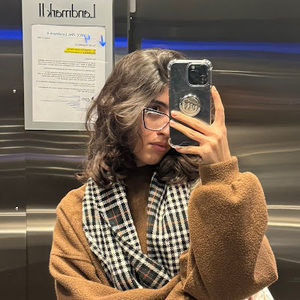 Meet your Posher, Nazanin